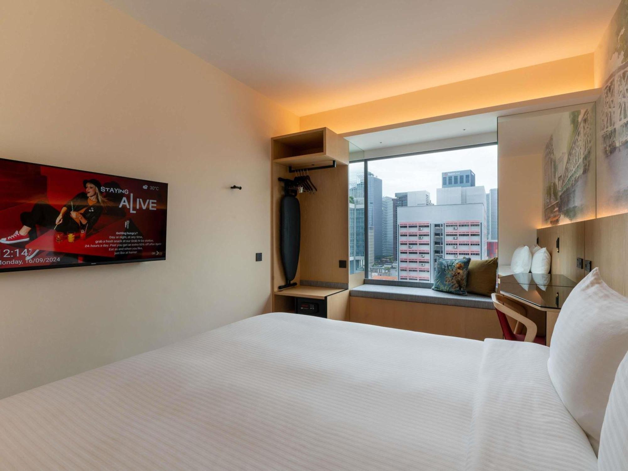 Superior Room King Bed